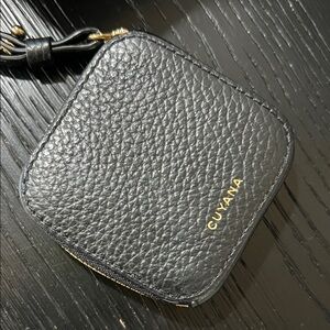 Cuyana Black Pebbled Leather Square Zip Pouch with Gold Logo
